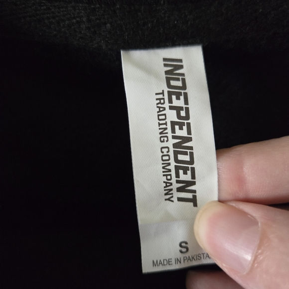 Hvtc full zip hoodie,  unisex small,  NWOT - Picture 4 of 6